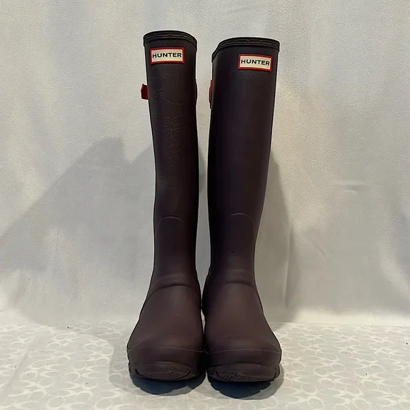 Hunter Purple Red Buckle Tall Rain Boots Shoes **Size 7** ☔️☔️ - Picture 2 of 8